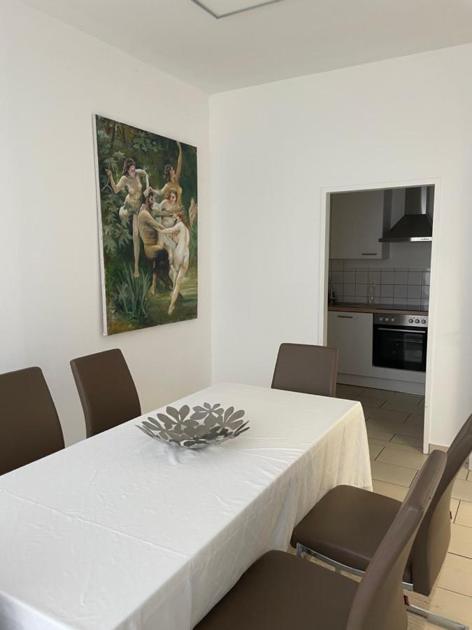 Stadtsuite Mit Sauna In Wiener Neustadt 135 M2 Exterior foto
