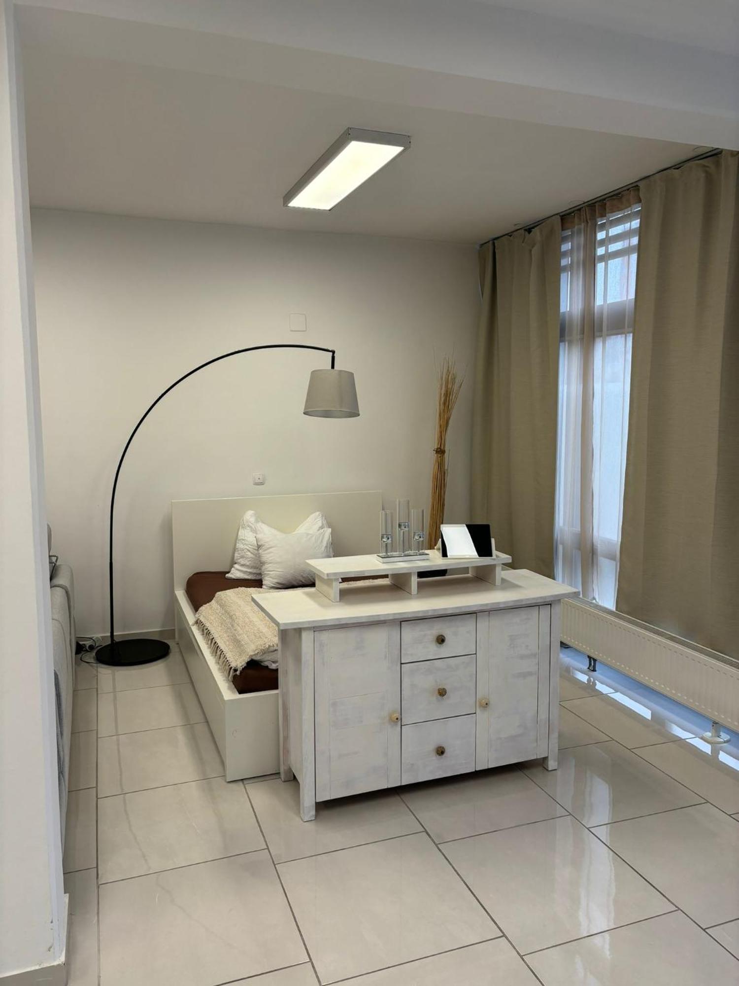 Stadtsuite Mit Sauna In Wiener Neustadt 135 M2 Exterior foto